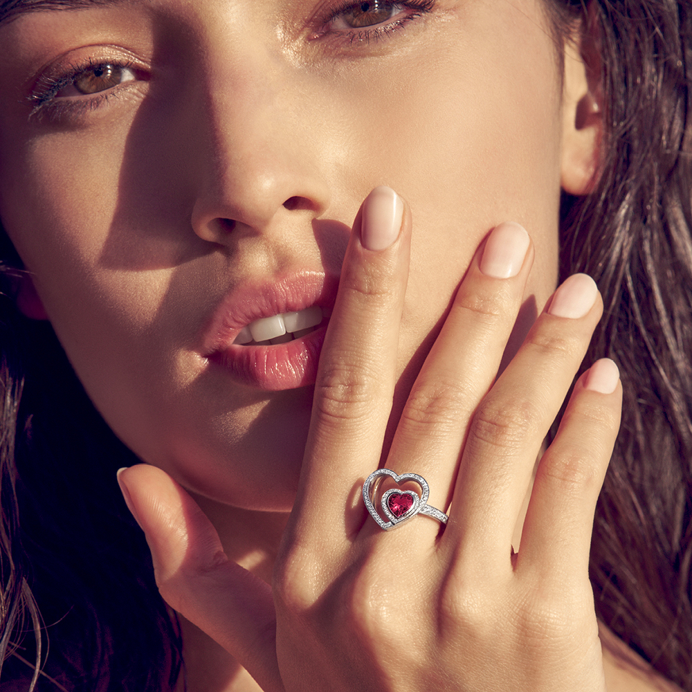 Pretty Woman Unconditional Ring 1