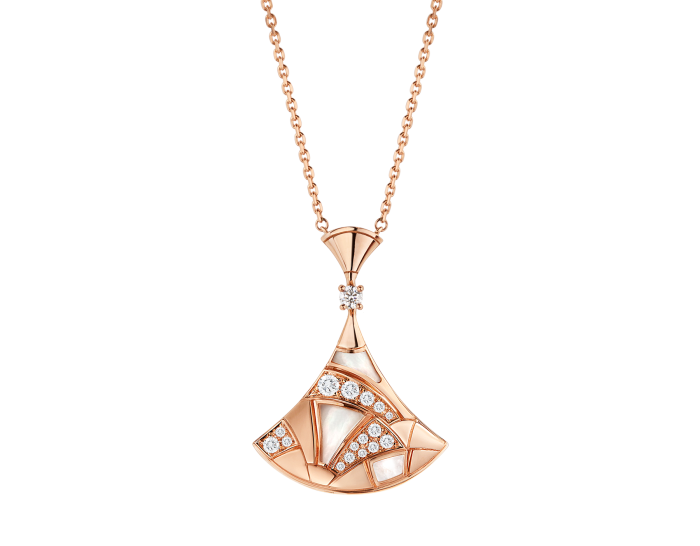 Divas' Dream Necklace 0